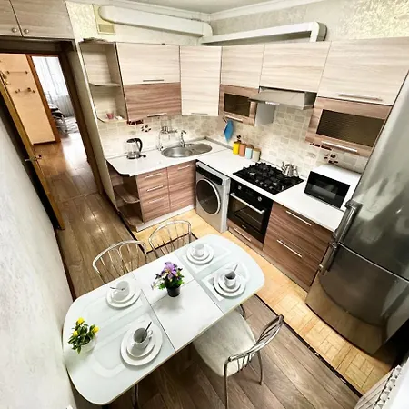 Four Bedrooms Apartment Almaty Exterior photo