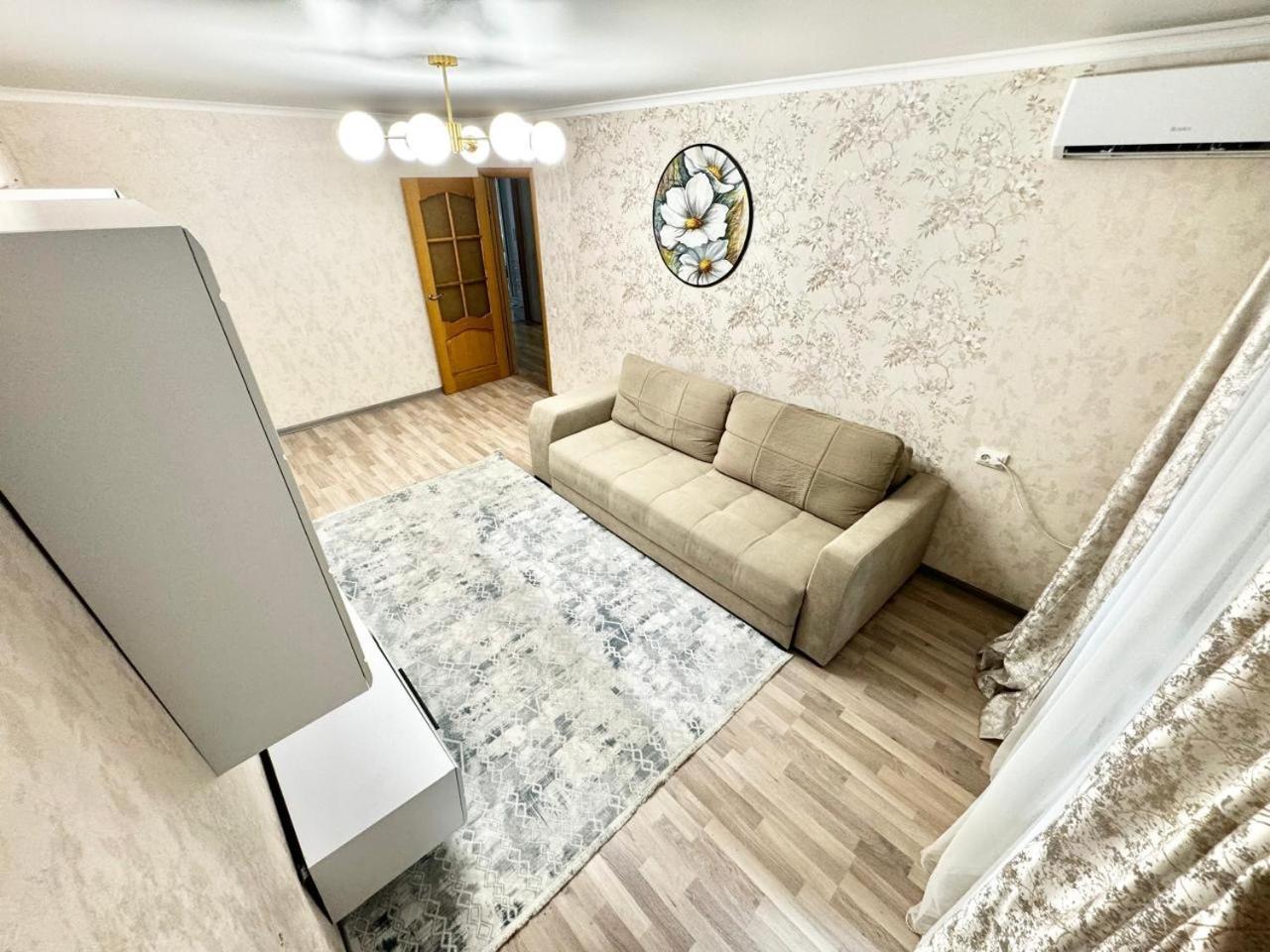 Four Bedrooms Apartment *